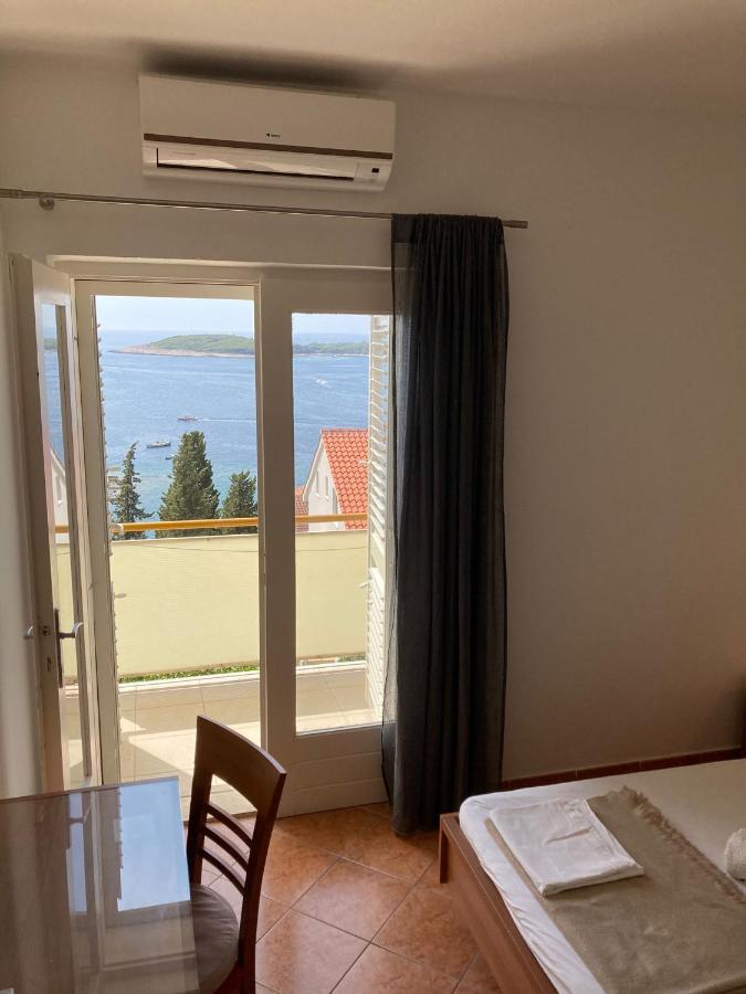 חוואר Rooms Vinka Tudor מראה חיצוני תמונה