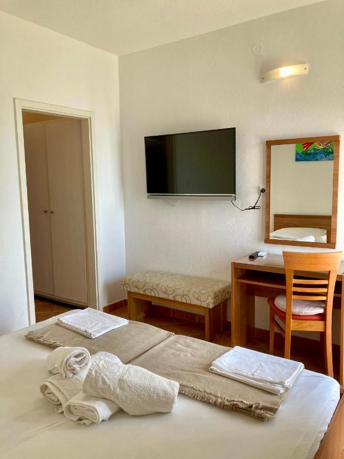 חוואר Rooms Vinka Tudor מראה חיצוני תמונה